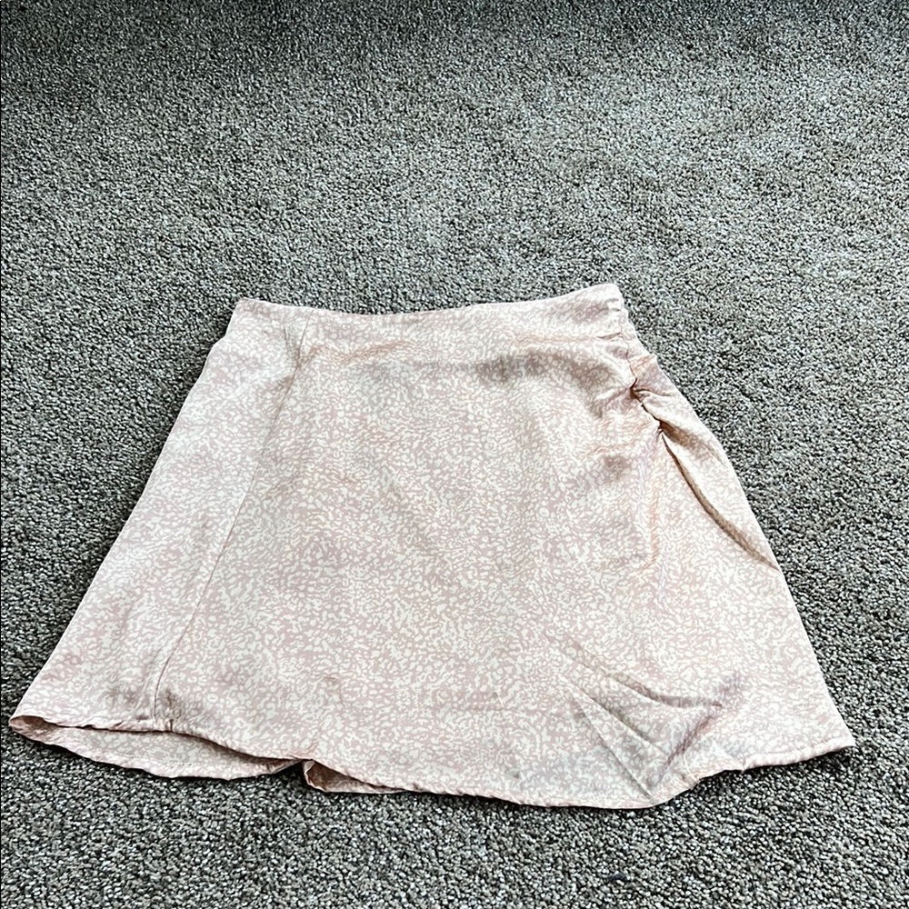 Pink Mini Skirt with Slit for Casual Wear